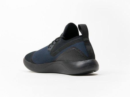 Lunarcharge Essential Negro - 923619-007 - TheSneakerOne