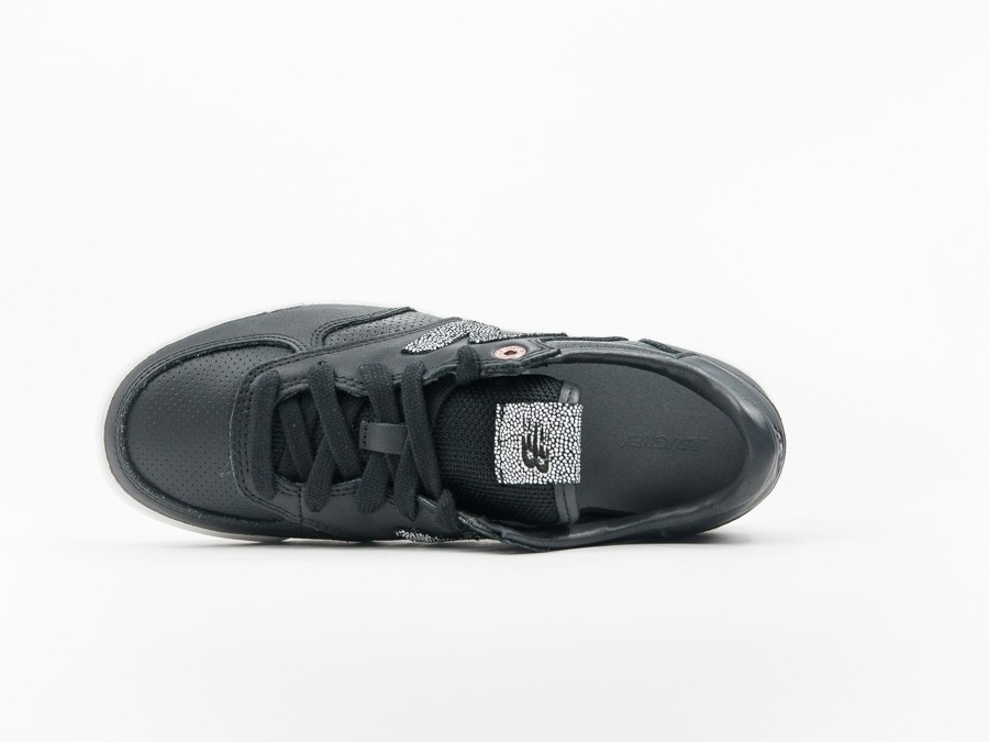 new balance wrt300gr