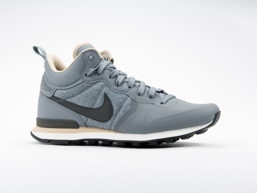 internationalist utility