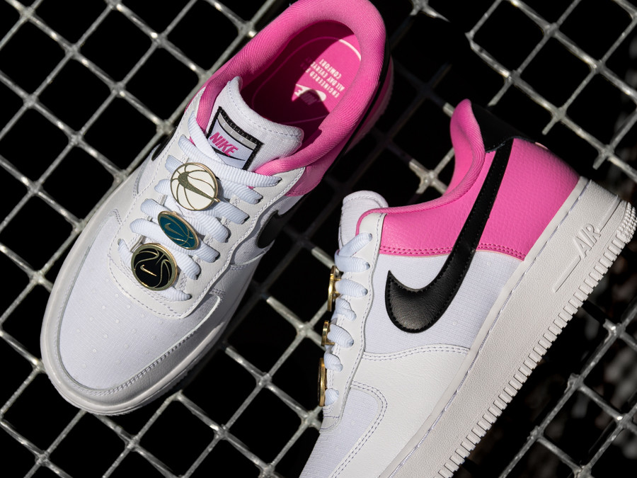 nike air force 1 07 se white black china rose