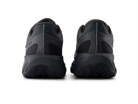NEW BALANCE UTRN TRIPLE BLACK