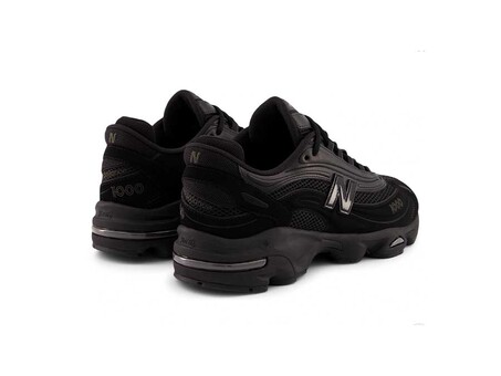 NEW BALANCE 1000 BLACK