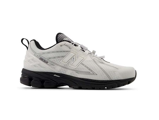 NEW BALANCE 1906R WHITE