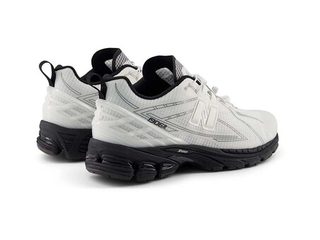 NEW BALANCE 1906R WHITE