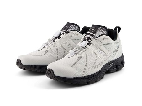 NEW BALANCE 1906R WHITE