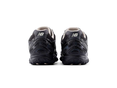 NEW BALANCE 204L BLACK