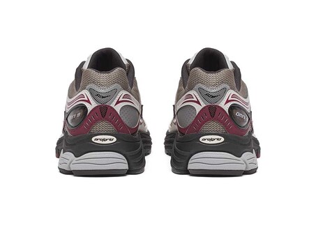 SAUCONY PROGRID OMNI 9 - TAN MAROON