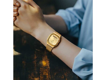 CASIO VINTAGE AQ-240EG-9AEF