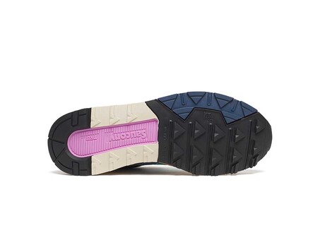 SAUCONY AZURA - CREAM BLACK