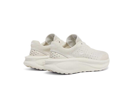 LACOSTE WOMEN NEO RUN ACTIVE SNEAKERS