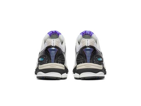 SAUCONY PROGRID TRIUMPH 4 NIGHTSKY