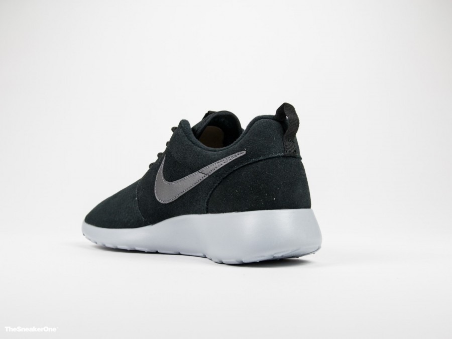 Nike Roshe One - 685280-001 - TheSneakerOne